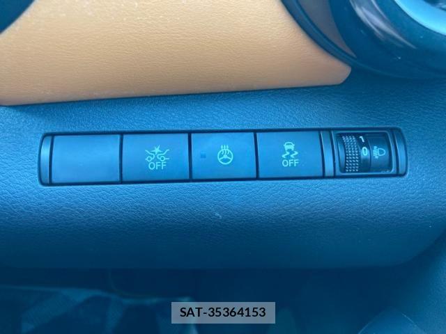 Nissan KICKS 2021-01 8849481-16