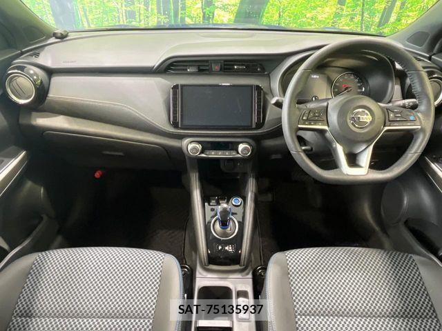 Nissan KICKS 2021-10 8849478-1