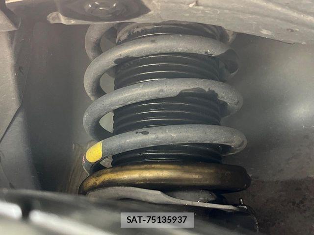 Nissan KICKS 2021-10 8849478-19