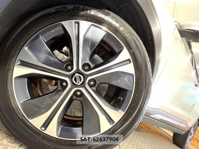 Nissan KICKS 2021-10 8849477-12