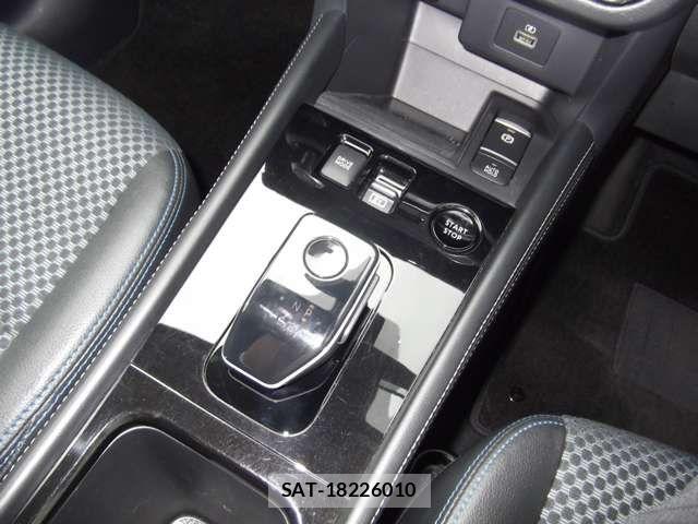 Nissan KICKS 2025-09 8880314-18