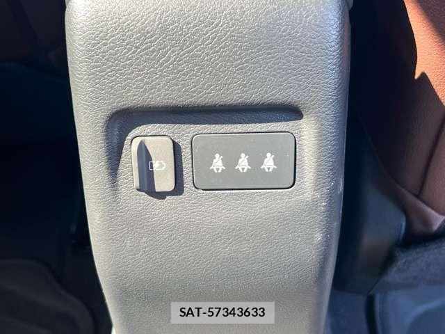 Nissan KICKS 2025-09 8880310-10
