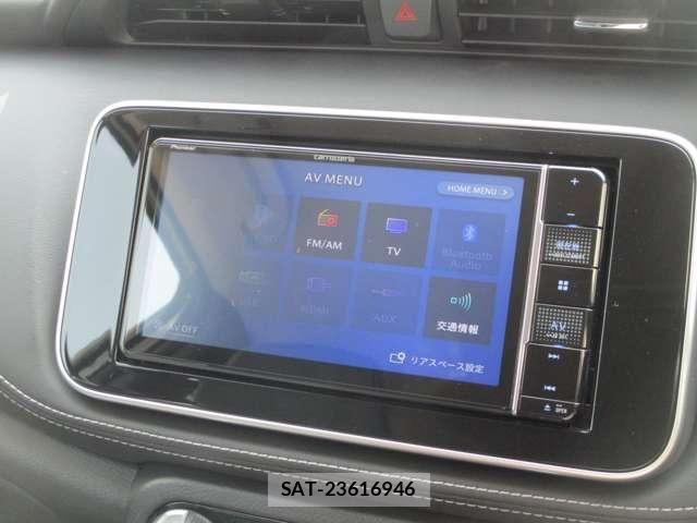 Nissan KICKS 2023-03 8880316-11