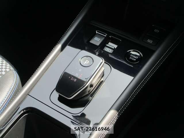 Nissan KICKS 2023-03 8880316-14