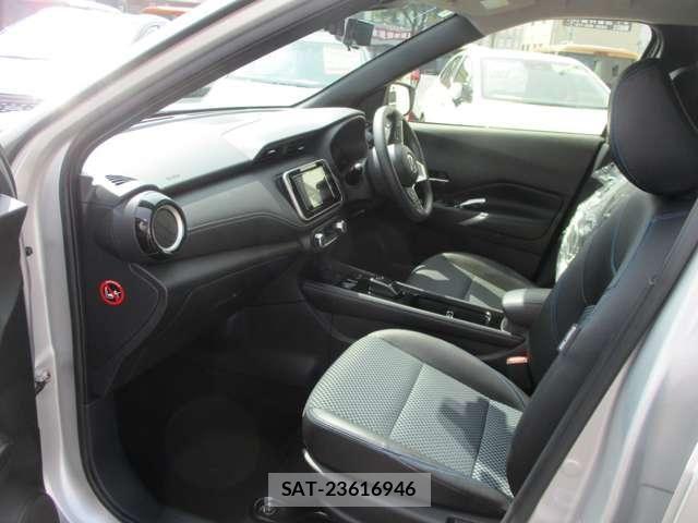 Nissan KICKS 2023-03 8880316-20