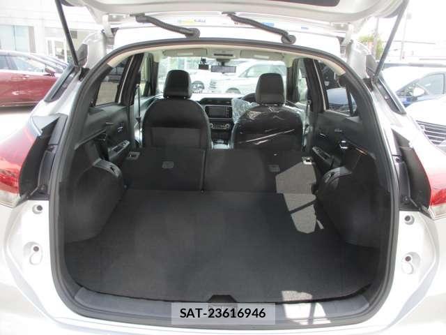 Nissan KICKS 2023-03 8880316-24