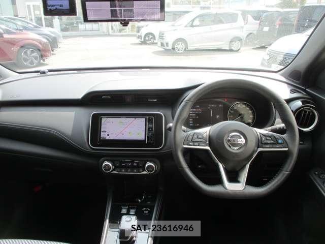 Nissan KICKS 2023-03 8880316-2