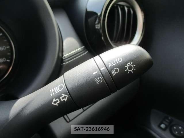 Nissan KICKS 2023-03 8880316-4