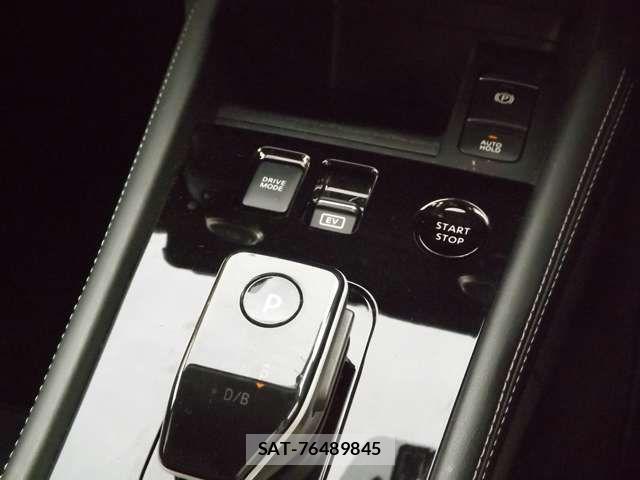 Nissan KICKS 2025-09 8880311-14