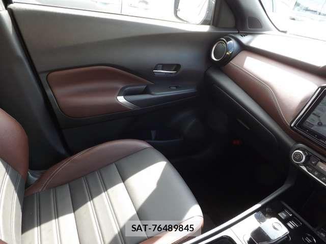 Nissan KICKS 2025-09 8880311-16