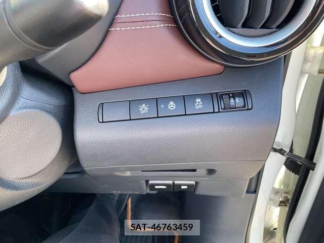 Nissan KICKS 2025-09 8880308-11