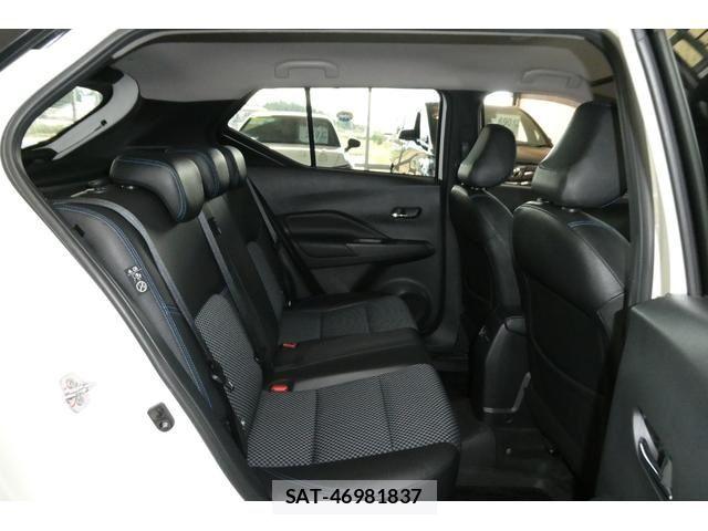 Nissan KICKS 2023-09 8880313-10