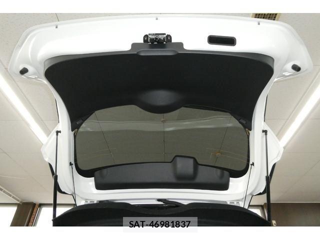 Nissan KICKS 2023-09 8880313-11