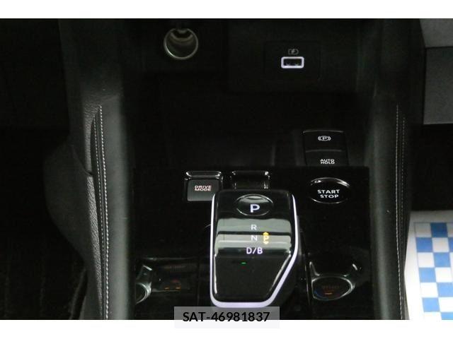 Nissan KICKS 2023-09 8880313-21