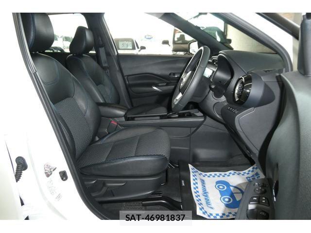 Nissan KICKS 2023-09 8880313-4