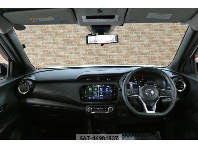 Nissan KICKS 2023-09 8880313-7