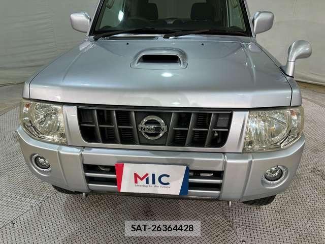 Nissan KICKS 2011-06 6276612-22