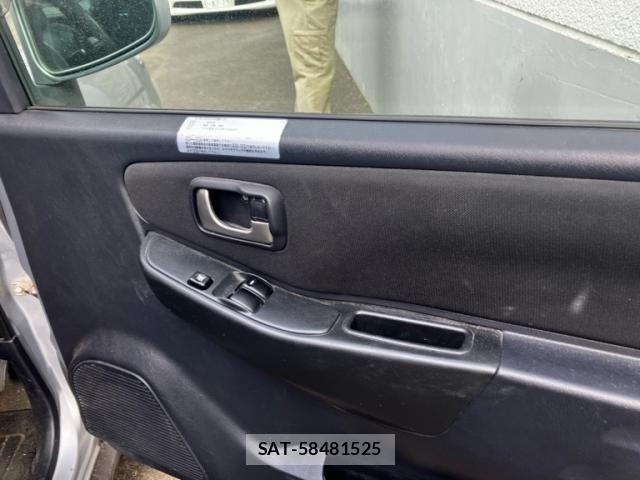 Nissan KICKS 2009-03 7358319-15