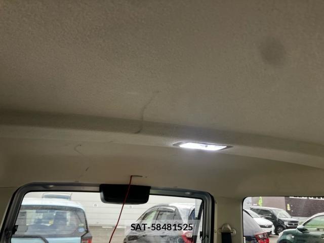 Nissan KICKS 2009-03 7358319-17