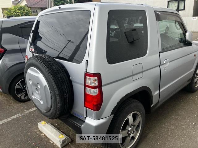 Nissan KICKS 2009-03 7358319-2