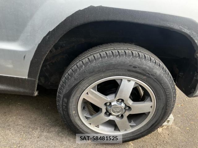 Nissan KICKS 2009-03 7358319-5