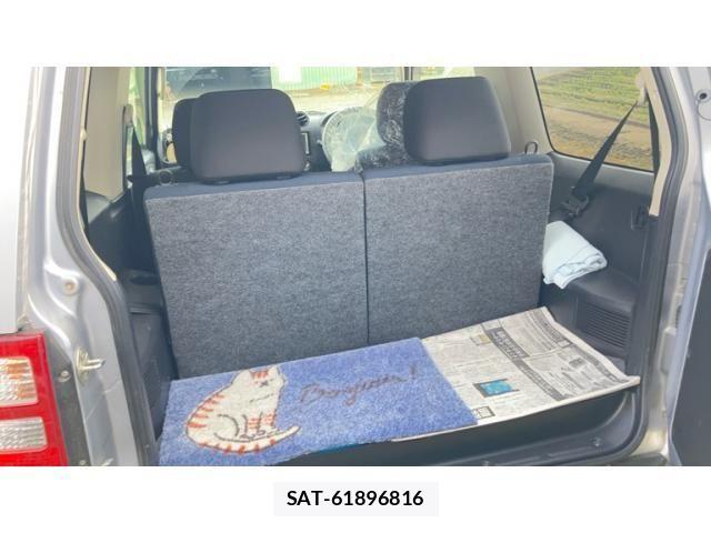 Nissan KICKS 2012-02 7455204-9