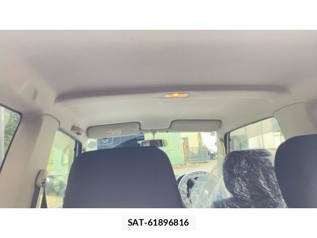 Nissan KICKS 2012-02 7455204-10