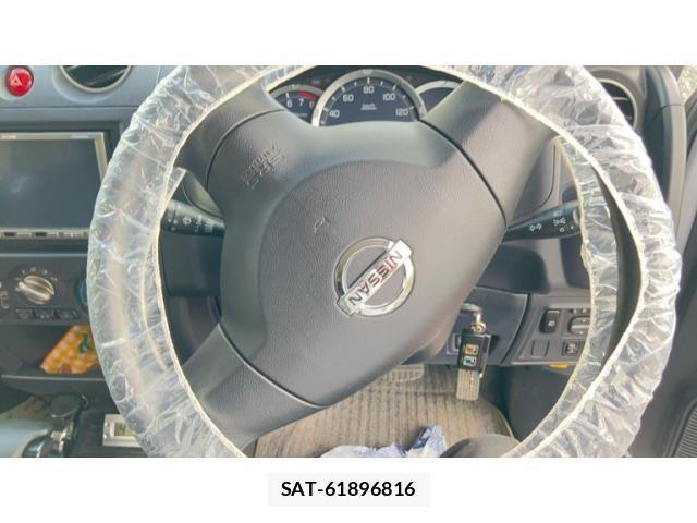 Nissan KICKS 2012-02 7455204-17