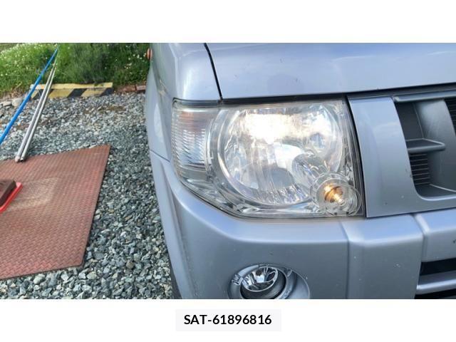 Nissan KICKS 2012-02 7455204-26
