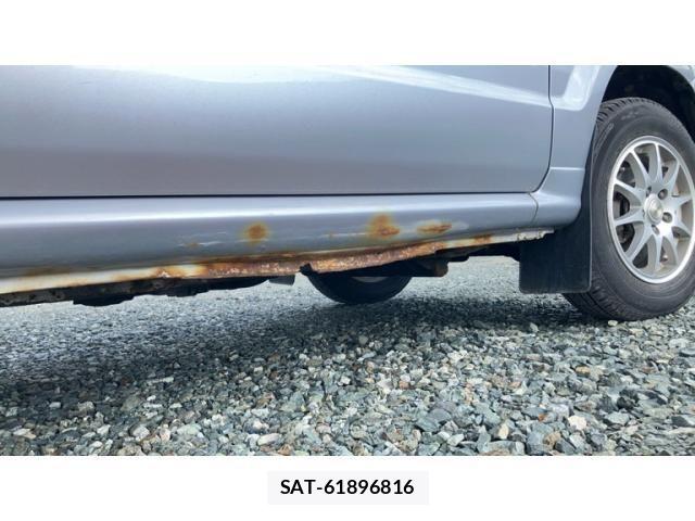 Nissan KICKS 2012-02 7455204-7