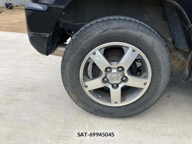Nissan KICKS 2009-07 7786100-3