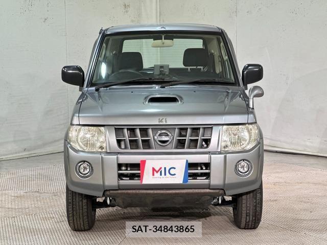 Nissan KICKS 2011-08 8336399-2