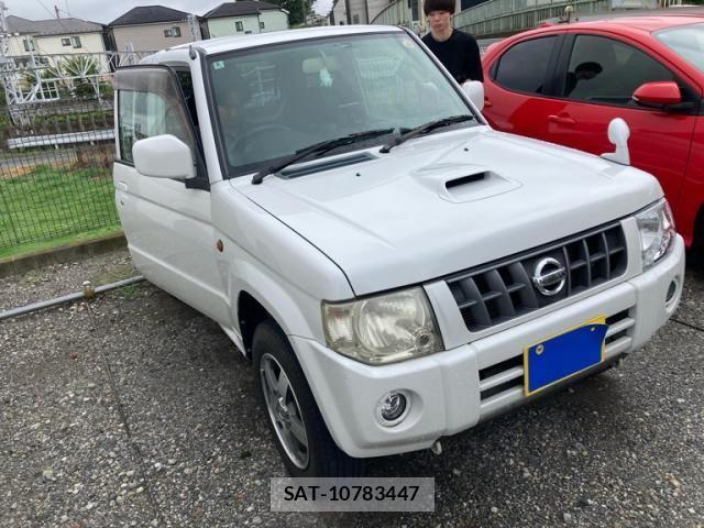 Nissan KICKS 2010-09 8413068-4
