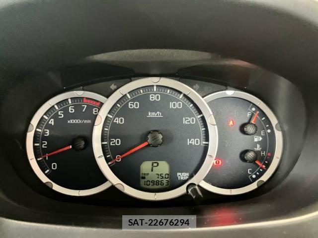 Nissan KICKS 2009-05 8627334-16
