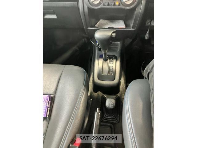 Nissan KICKS 2009-05 8627334-17