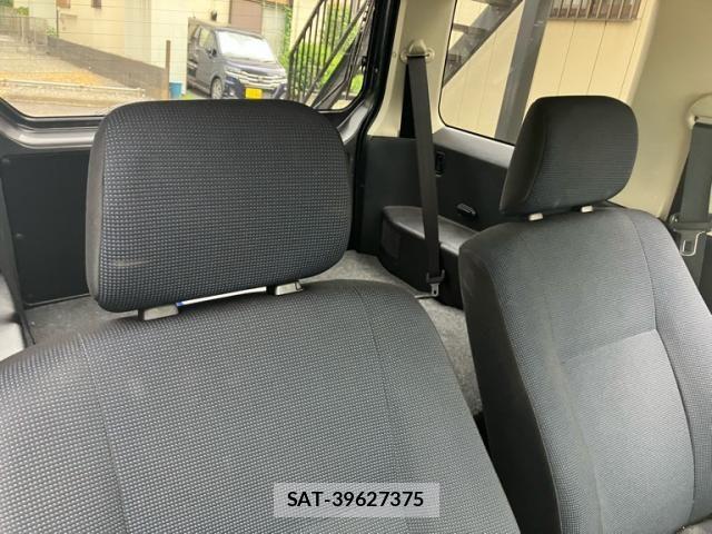 Nissan KICKS 2008-11 8627332-12