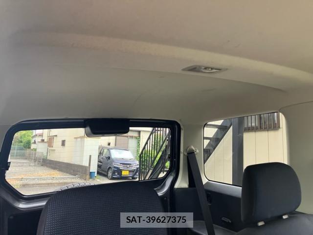Nissan KICKS 2008-11 8627332-13