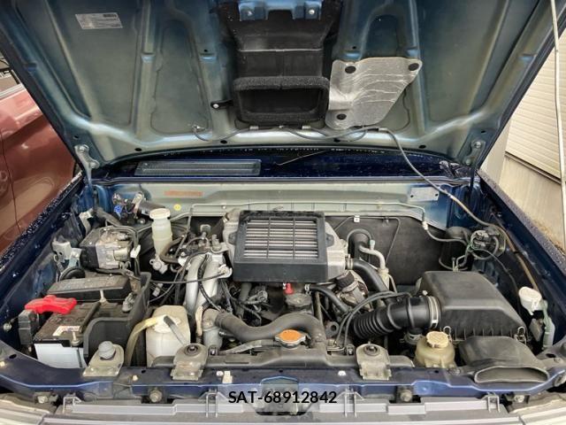 Nissan KICKS 2009-08 8659728-13