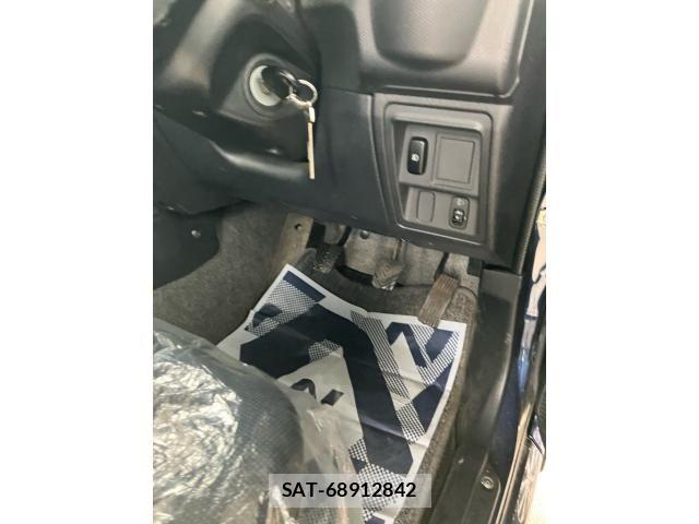 Nissan KICKS 2009-08 8659728-17