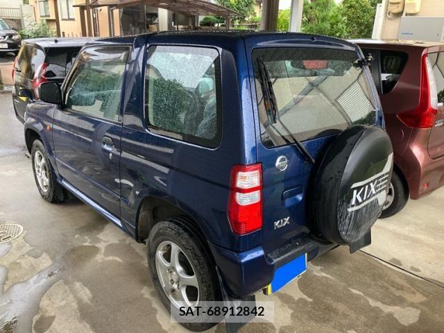 Nissan KICKS 2009-08 8659728-2
