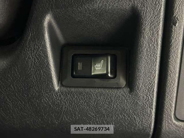 Nissan KICKS 2009-08 8849483-12