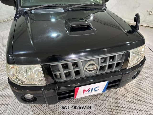 Nissan KICKS 2009-08 8849483-23