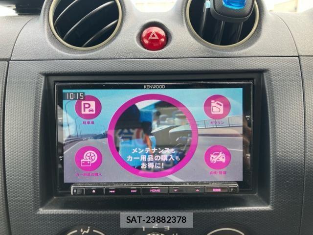 Nissan KICKS 2011-10 8849482-21