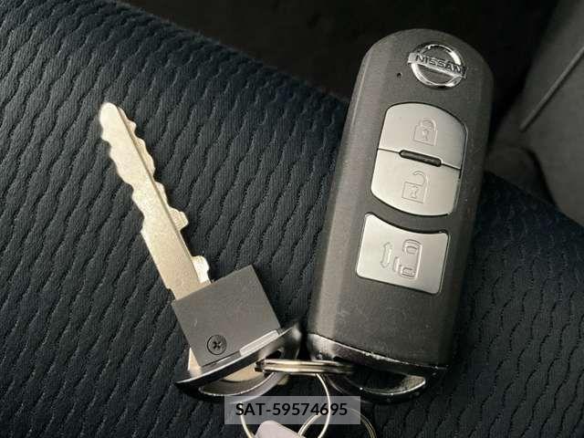 Nissan LAFESTA 2013-07 3376829-5