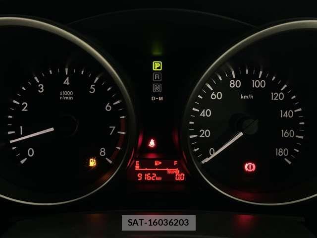 Nissan LAFESTA 2014-04 5870261-16