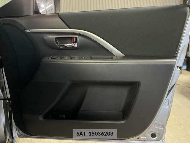 Nissan LAFESTA 2014-04 5870261-17