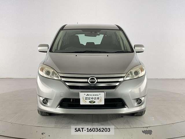 Nissan LAFESTA 2014-04 5870261-4