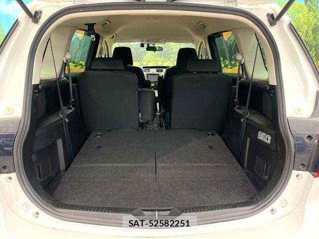 Nissan LAFESTA 2017-01 6815533-9