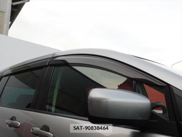 Nissan LAFESTA 2011-08 6815544-22
