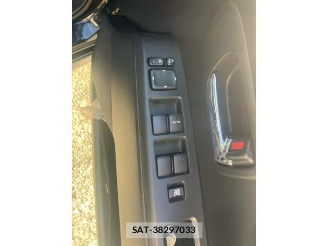 Nissan LAFESTA 2011-07 7220445-12